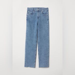 H&M
Straight leg jeans - 4